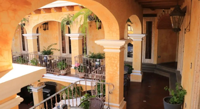 Casa Realeza, Book Hotel Hotels in Zacatepeques with Parking, Parking