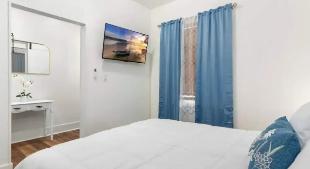 Charming 2-bedroom Home Lakeland, Забронировать Дом для отпуска Виллы Лейкленд, рядом с Explorations V Children s Museum, Вилла