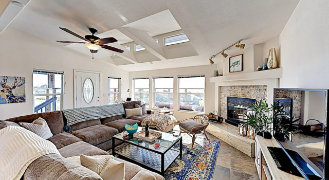 New Listing! Bodega Bay Oasis, Walk To Beach Home, Book Hotel Bodega Sonoma County