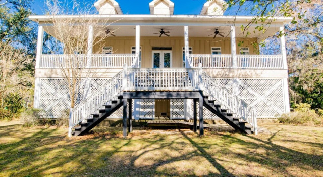 Take a Break, Book Hotel Fairhope Alabama
