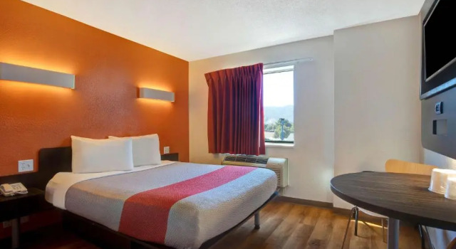 Номер Deluxe Motel 6-Gilroy, CA