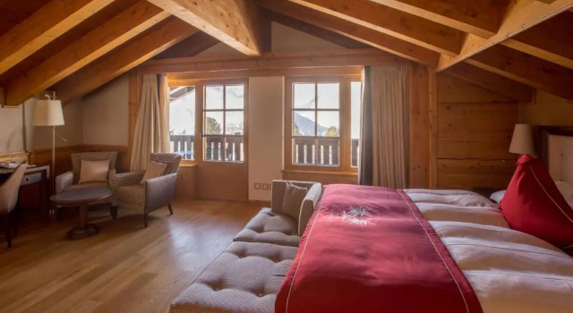 Полулюкс Riffelalp Resort 2222m