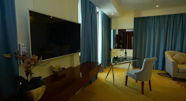 Трёхместный номер Executive Grand Park Hotel