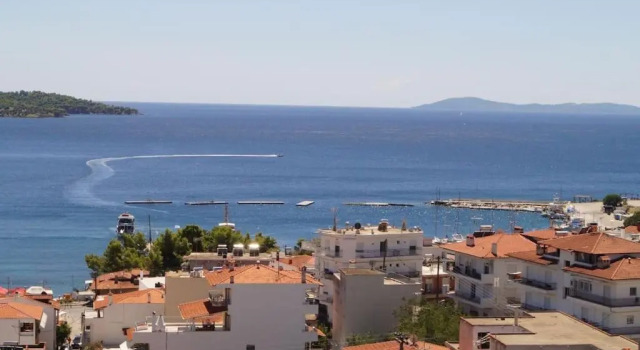 Апартаменты Fully equipped 2-bedroom flat unique view all year