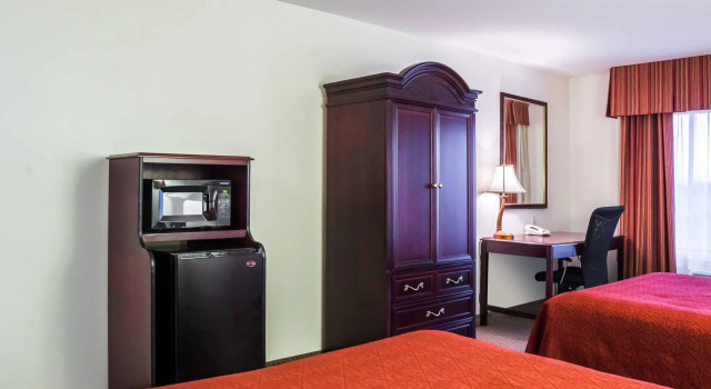 Четырёхместный номер Standard Clarion Pointe Sioux Falls Airport