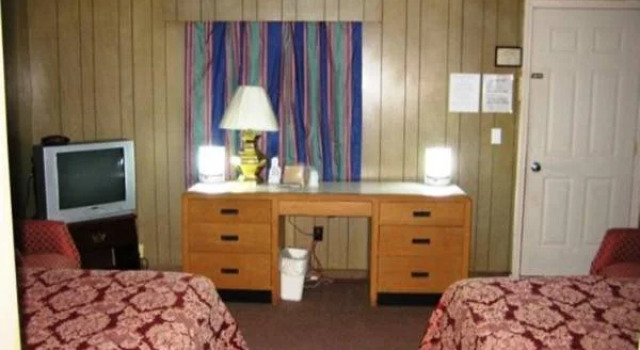 Skyland Motel, Boek Motel Hotels in Georgia met parkeren, Parkeren