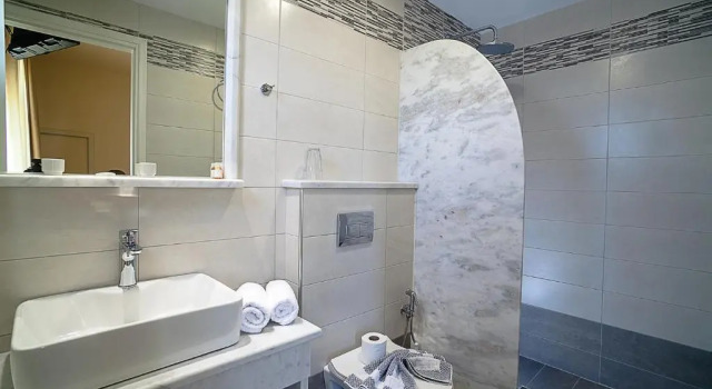 Трёхместный номер Superior Amaryllis Hotel