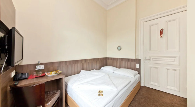 Номер Standard Hotel Königshof Hamburg
