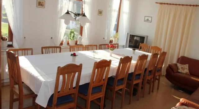 Коттедж с 4 комнатами Lindenhof