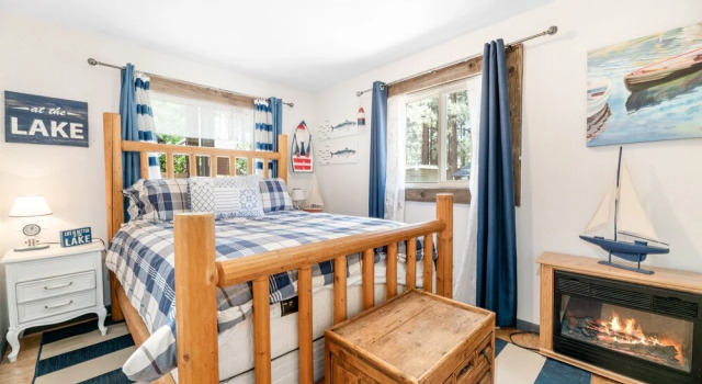 Mountain Time - Comfortable Cabin With Unique And Rustic Look! Ping Pong, Foosball In A Game Room! 3 Bedroom Cabin