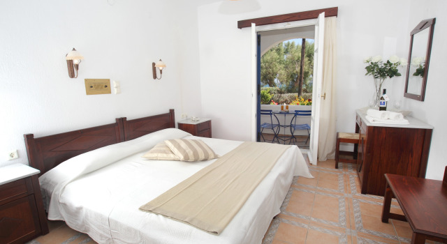 Paros Inn Seafront, Забронировать Отель Отели Писо-Ливади с завтраком, Завтраки
