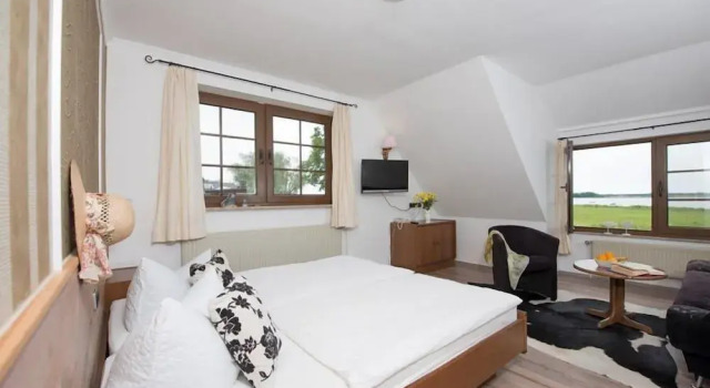 Pension Deichgraf Middelhagen