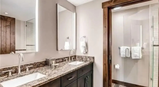 Номер Luxury Пентхаус с 4 комнатами с балконом Luxury 4 Bedroom Penthouse Rental Off Main Street Within Walking Distance To Peak 9