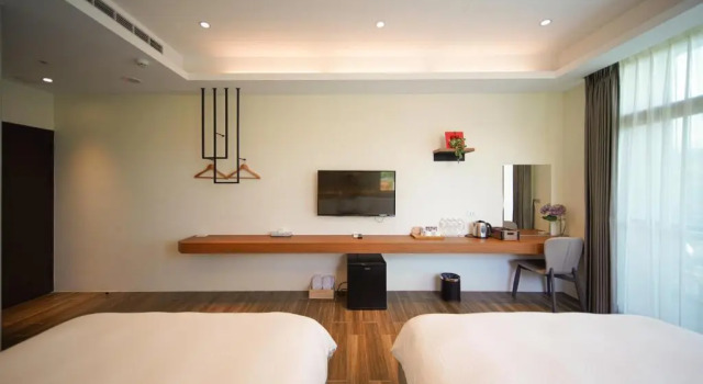 Четырёхместный номер Standard с видом на горы Hu An--The Lakeside House