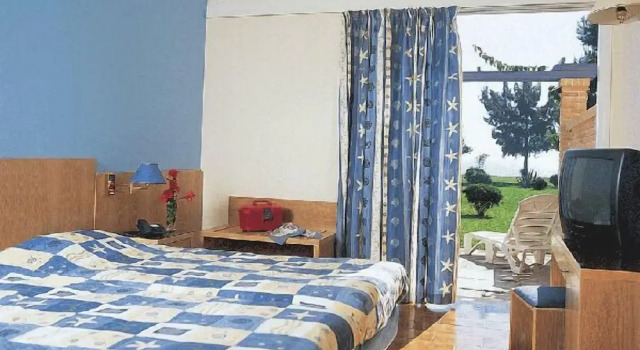 Standard Triple room with balcony Nafsika Beach