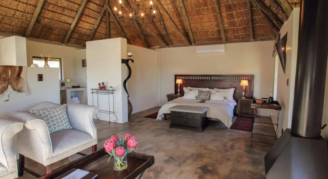 Bukela Game Lodge Amakhala Game Reserve, Boek Hotel Amakhala Game Reserve 