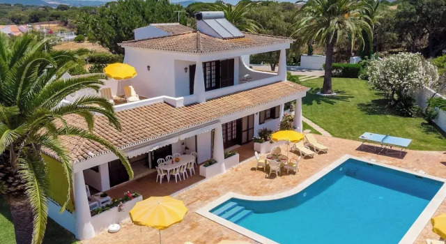 Вилла Albufeira Villa El-Gharb private 4 Bedrooms