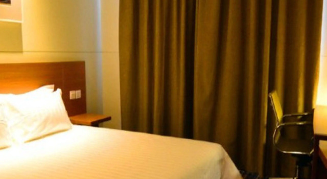 Номер Business Jinjiang Inn Select Jinan Baotuquan