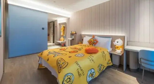 Люкс HanTing Hotel (Datong Lingqiu Tanghe Park)