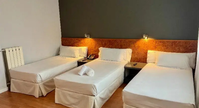 Трёхместный номер AP Hotel Madrid Airport