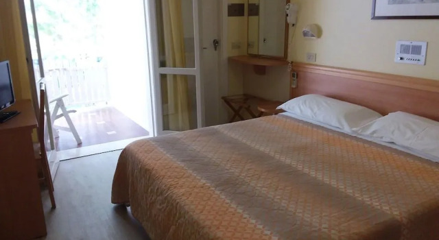 Hotel Fior di Pino, Забронировать Отель Отели Червия с завтраком, Завтраки