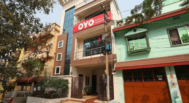 OYO 9548 Hotel Regent