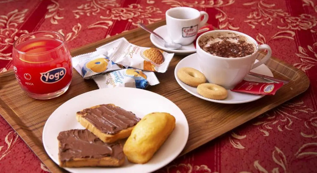 Трёхместный номер Standard Hotel Miramare