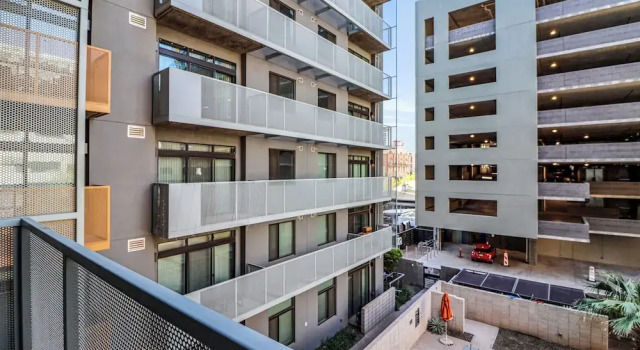 Phoenix Urban Luxury Escape, Забронировать Апартаменты/квартира Финикс Phoenix Metropolitan Area, рядом с Orpheum Theatre Phoenix