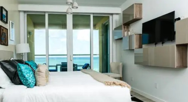 Executive Real Estate at Blue Residence, Varaa Hotelli Hotellit Palm Beach. pysäköinnillä, Pysäköinti