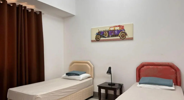 ONE Comfortable 2BR Apartment near Airport