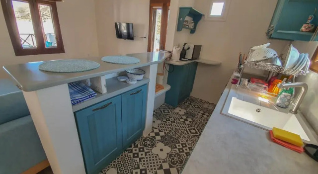 Апартаменты Dendrinos House