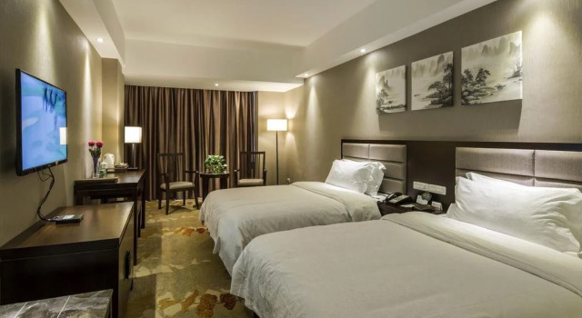 Camphor Forest Hotel