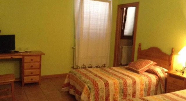 Hostal Camino Del Perdón, Prenota Hotel Uterga 