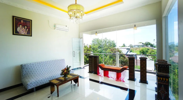 Felizcha House by Oyo Rooms, Prenota Hotel Hotel a Sulawesi con parcheggio, Parcheggio