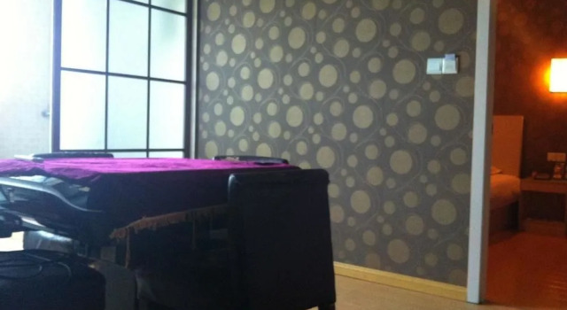 Zhenjiang Fengfan Holiday Hotel