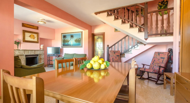 Ca Nangela (Cranca), Book Hotel Campos 