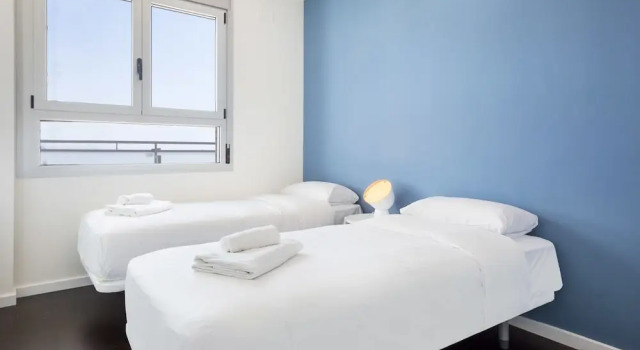 Апартаменты Comfort с 3 комнатами с балконом Olala Port Forum Apartments