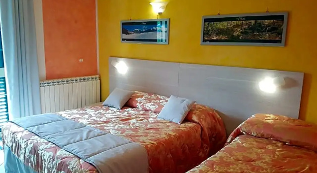 Standard Vierer Zimmer mit Blick Il Laghetto