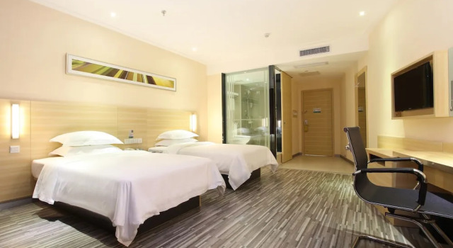 Двухместный номер Business City Comfort Inn Foshan Jiaokou Bus