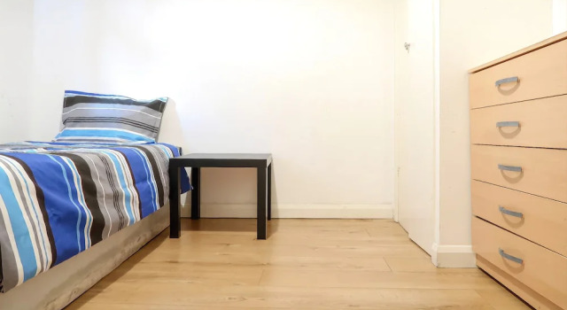 Greenland House Deluxe Guest Room, Забронировать Гостевой дом Гостевые дома Лондона, рядом с Парк «Тринити-Сквер-Гарденс», Гостевой дом