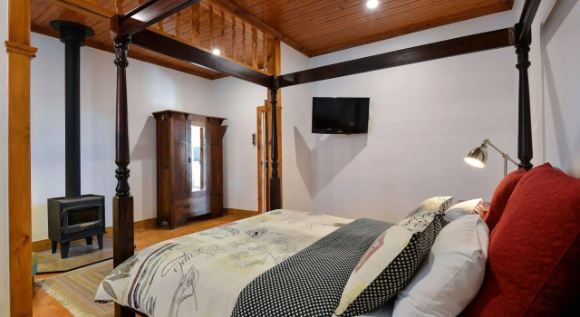 Trafalgar Premium Vintage Suites