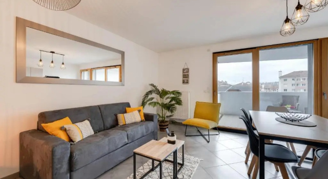 Апартаменты L'Art de Ville - 2 bedroom near the city center terrace and garage