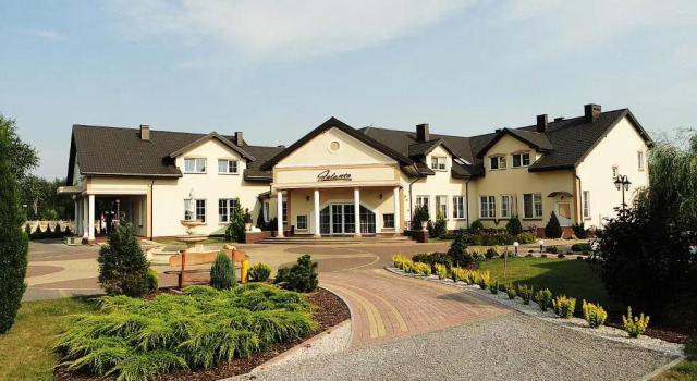 Dworek Jolanta, Réserver Hôtel Hôtels à Lubelskie avec parking, Parking