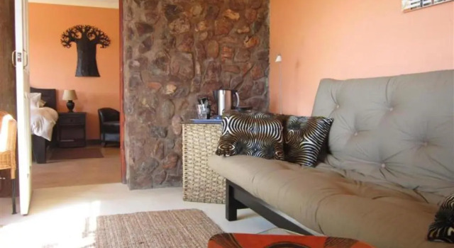 Люкс Executive Marula Cottage Guest Lodge