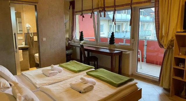 Двухместный номер Standard с балконом Hotel Gambrinus Arnsberg