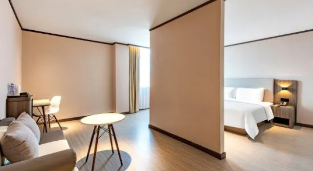 Люкс HanTing Hotel (Hengshui Anping)