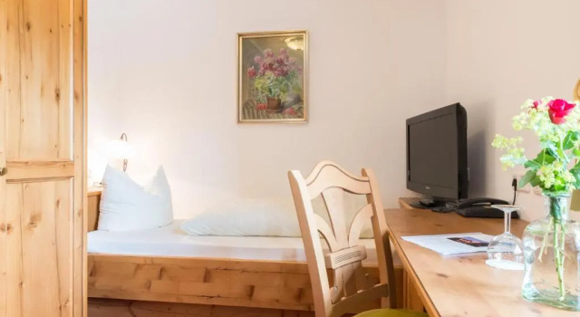 Номер Standard Metzgerei Gasthof Oberhauser - Hotel zur Post