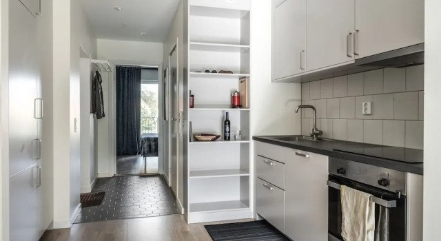 2 Bedroom Cozy City Apartment in Bromma, Varaa Huoneisto Bromma 