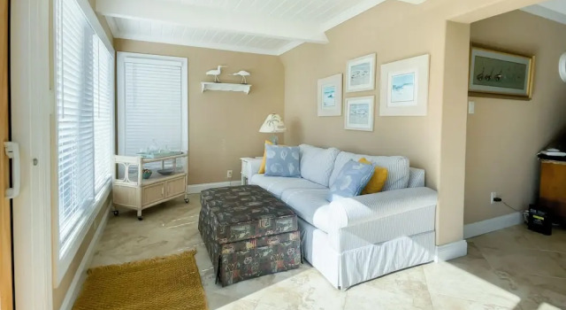 153 Harbourwood Villa at The Sea Pines Resort, Забронировать Курортный отель Отели Хилтон-Хед-Айленд с парковкой, рядом с Stan Smith Tennis Academy, Парковка