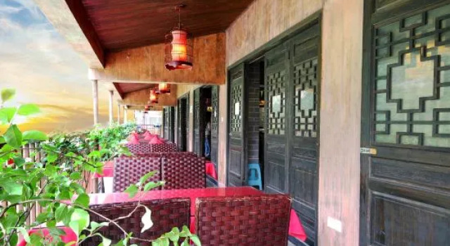 Renyi Hotel (Gongtan Ancient Town)